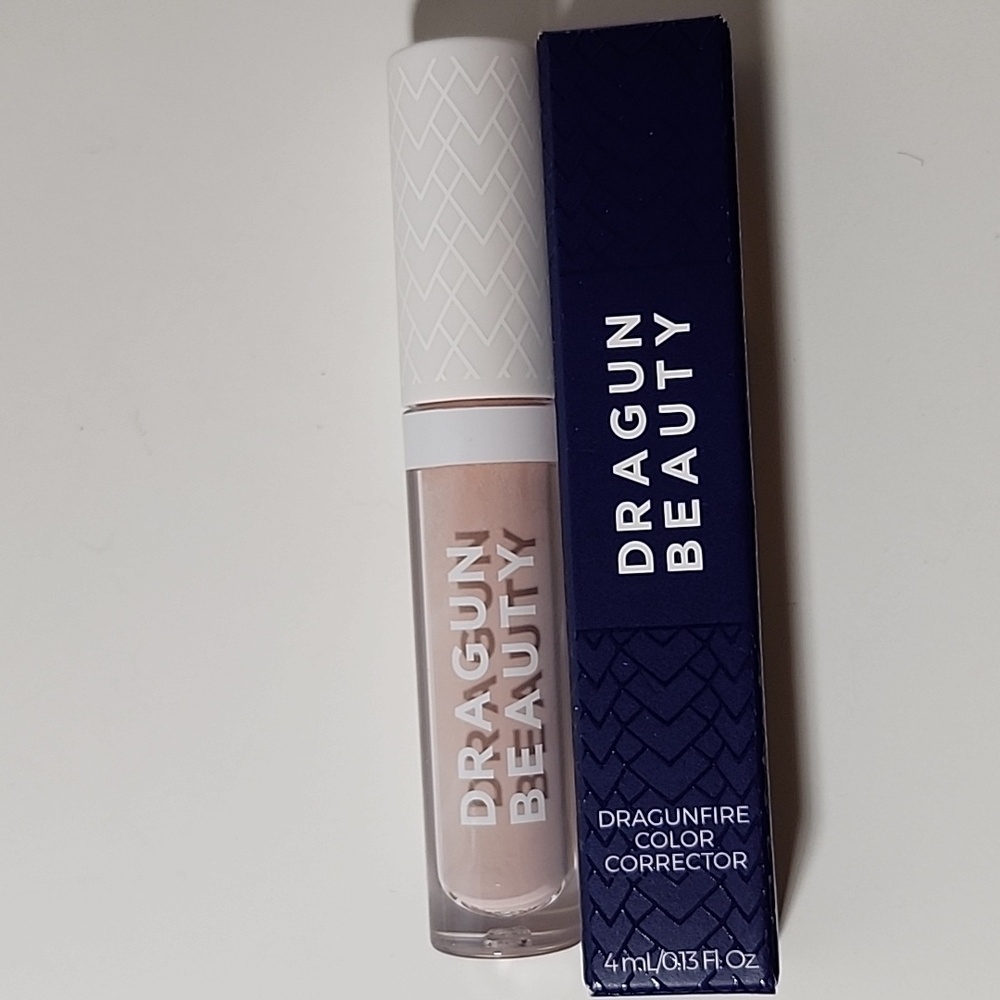 Makeup Bundle - Picture 5 of 8